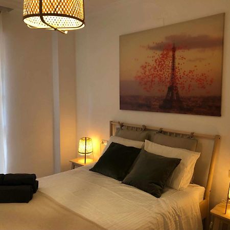 Apartamento Catedral A Малага Экстерьер фото